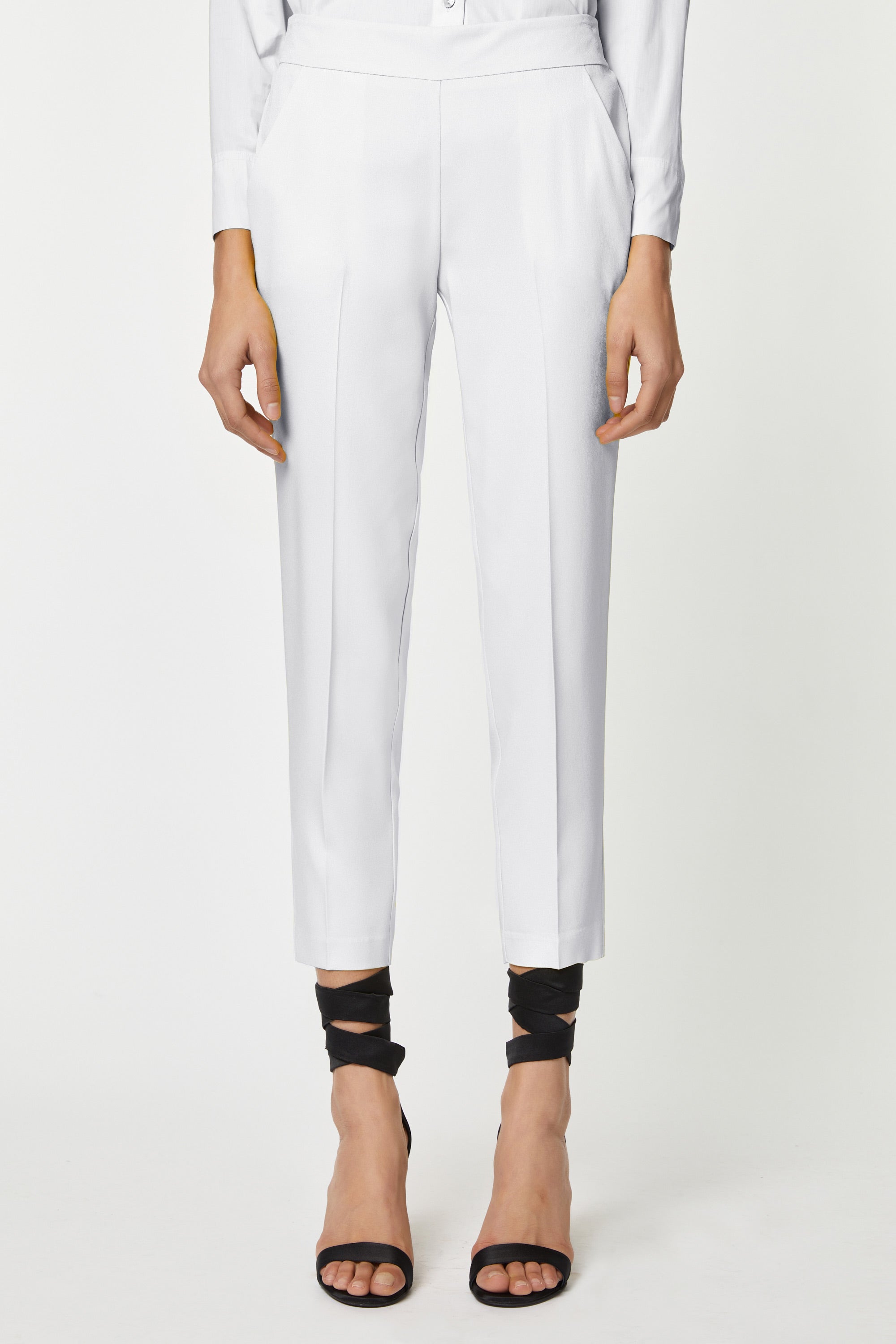 TAILORED PANTS IN VISCOSE CRÊPE