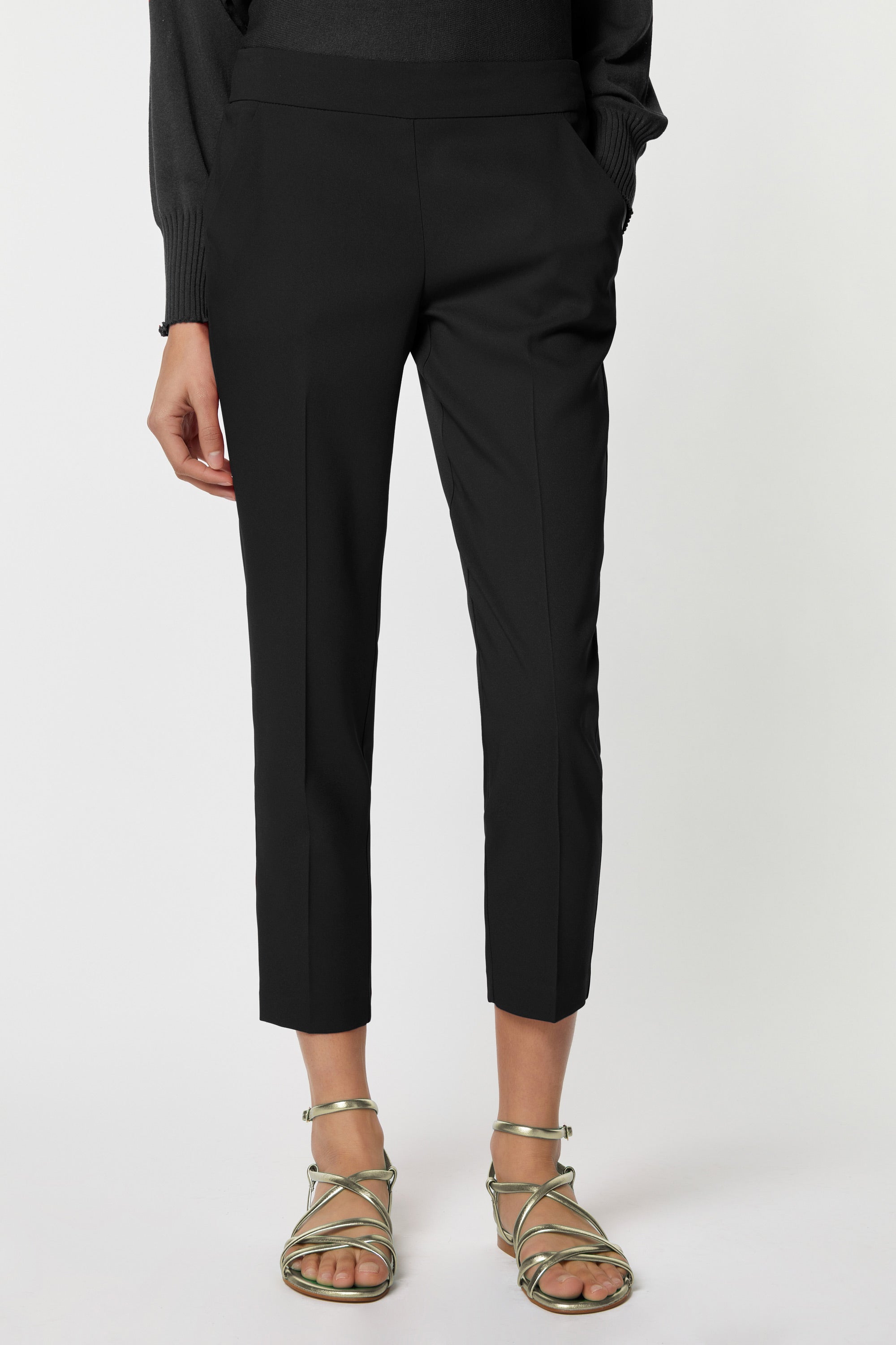 TAILORED PANTS IN VISCOSE CRÊPE