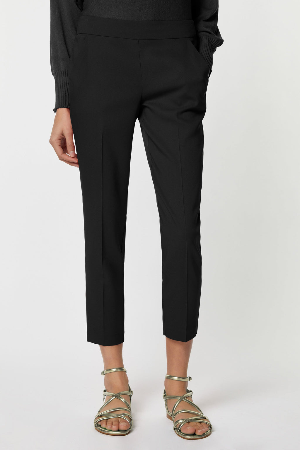 TAILORED PANTS IN VISCOSE CRÊPE
