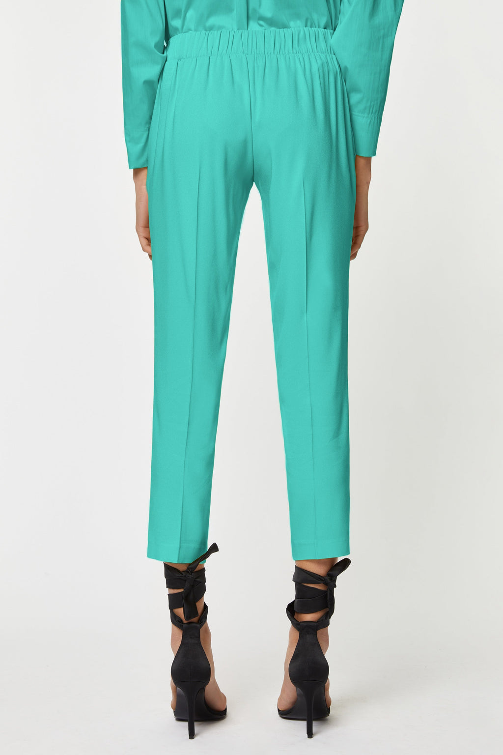 TAILORED PANTS IN VISCOSE CRÊPE