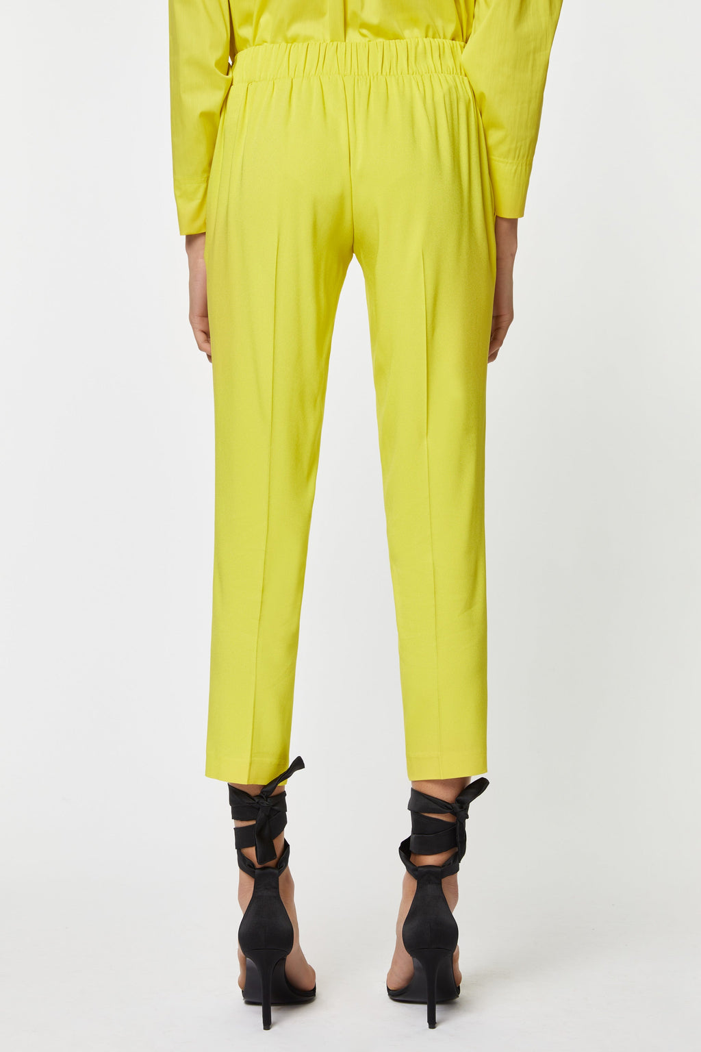 TAILORED PANTS IN VISCOSE CRÊPE