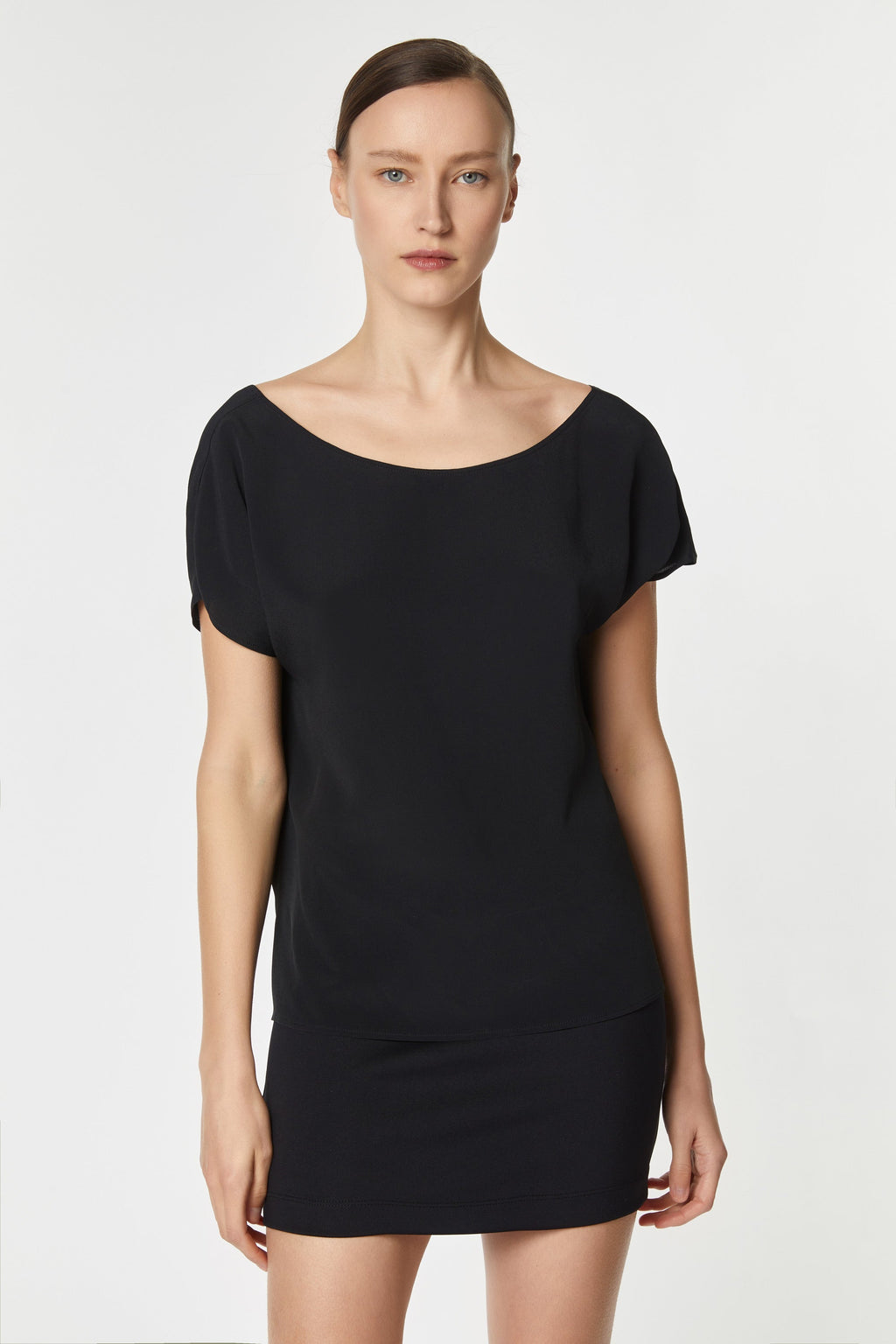CROPPED T-SHIRT IN CRÊPE DE CHINE