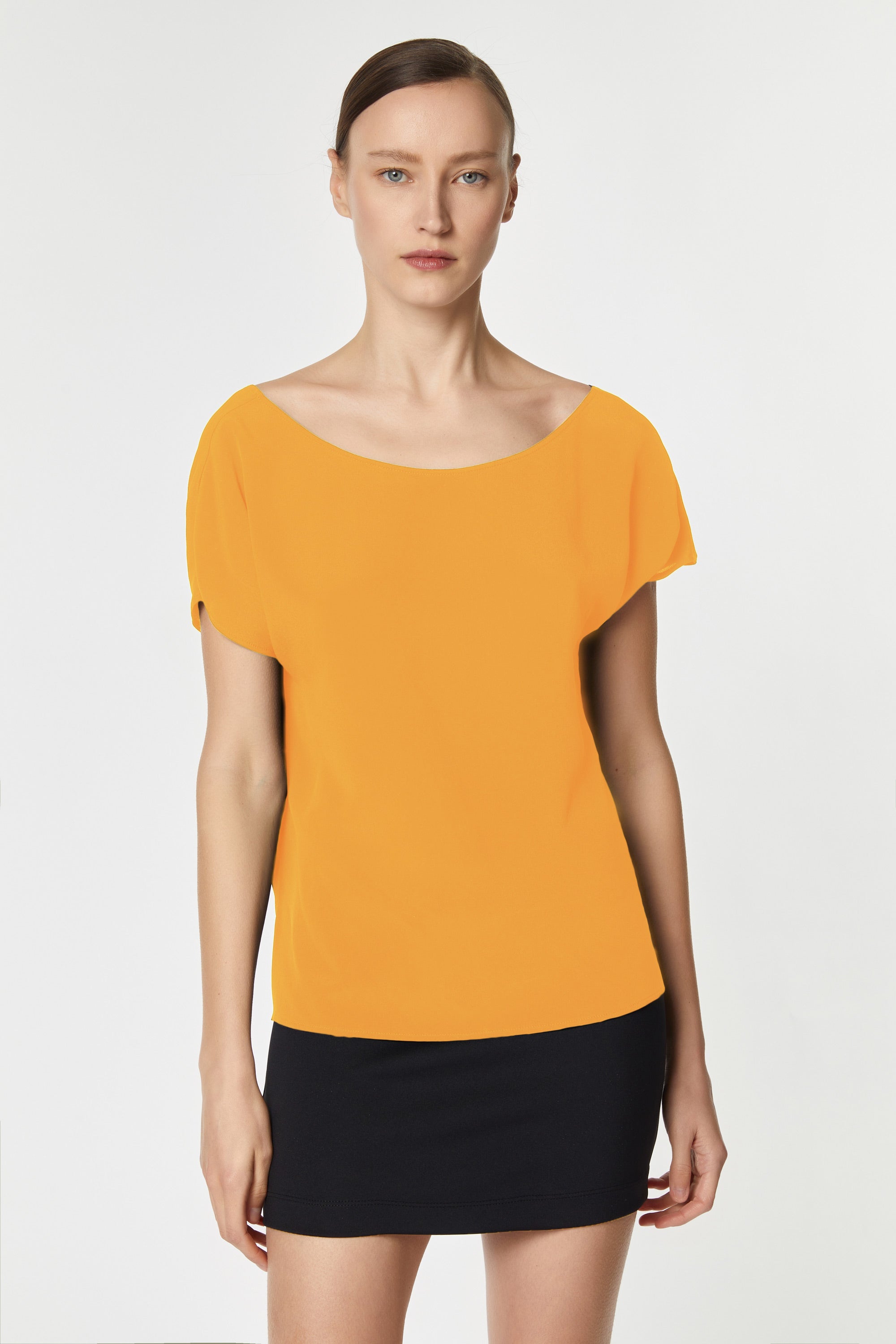 CROPPED T-SHIRT IN CRÊPE DE CHINE